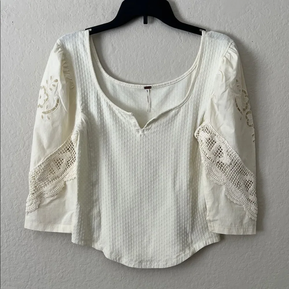 Like New! Free People Brunch Date Henley Top Ivory in Size M